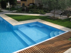 Acquafert progetto giardino con piscina residenziale (4)